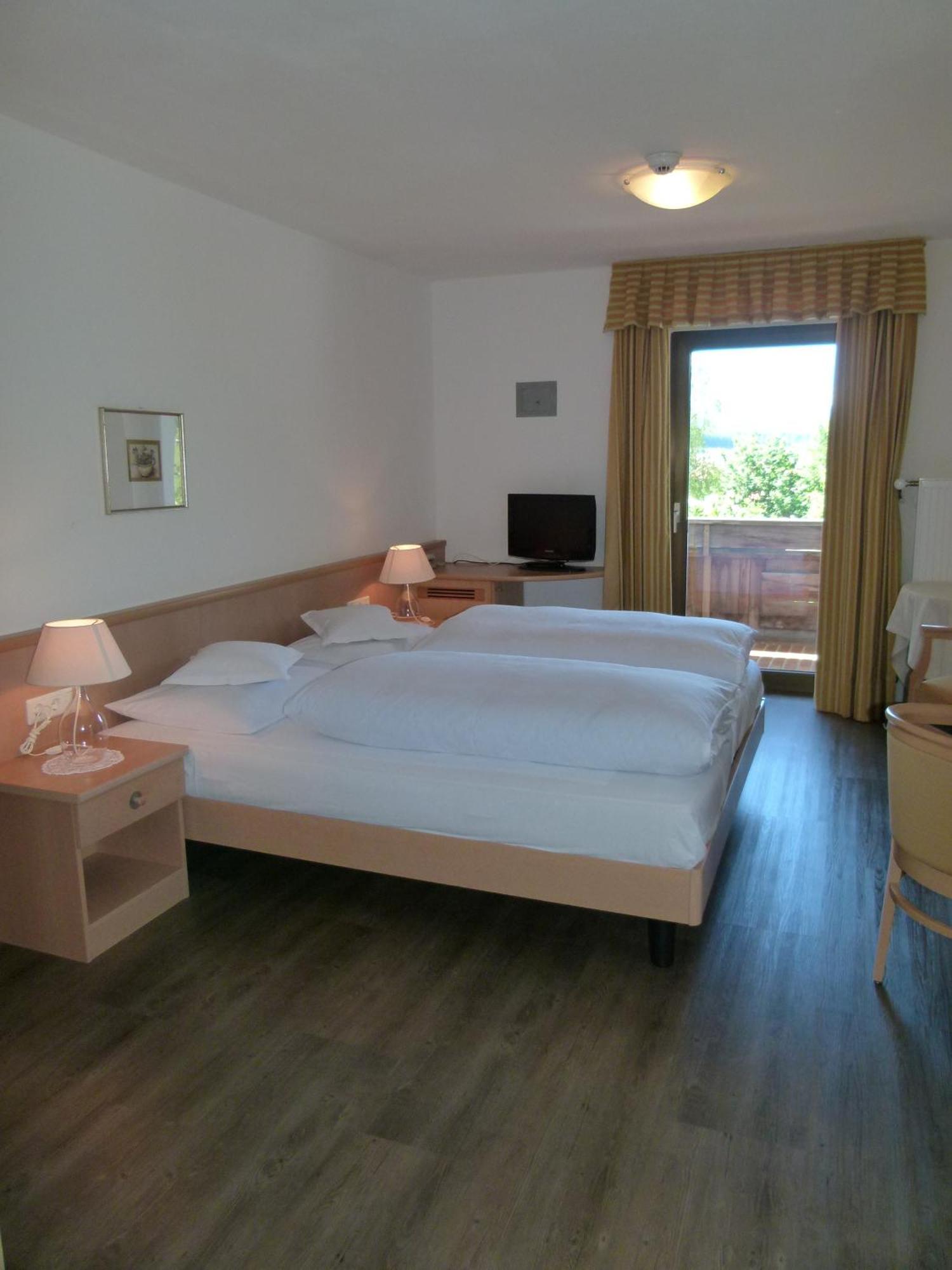 Hotel Stocker San Valentino alla Muta Camera foto